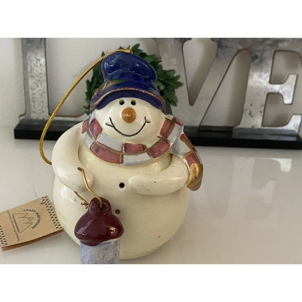 Crazy Mountain Ceramic Large‎ Ornament Snowman Holding Lantern Vintage 2000 NWT